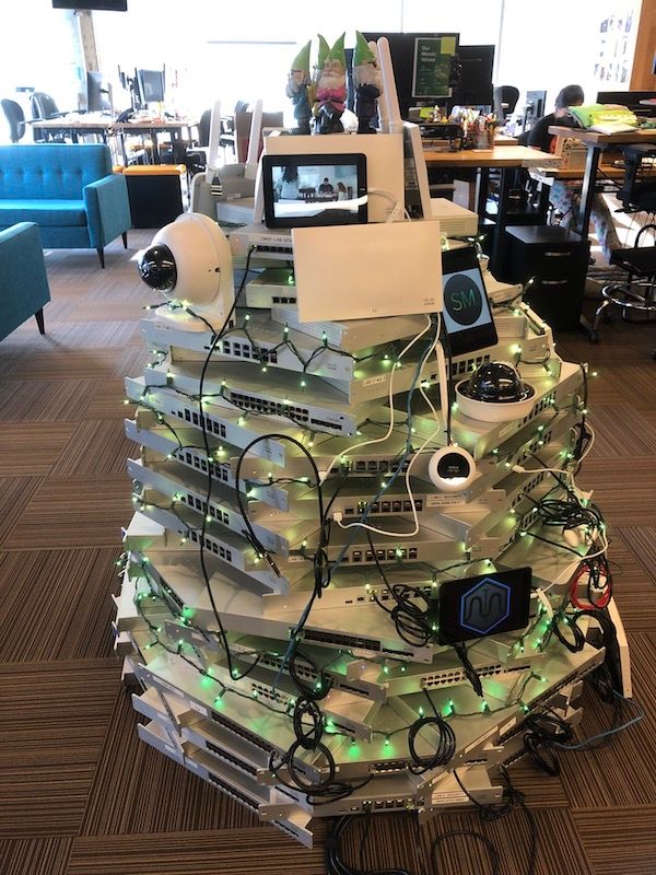 mv_switchmas_full.JPG mv_switchmas_full.JPG