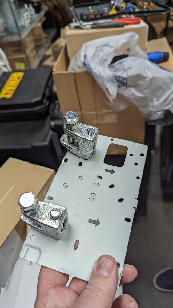 PXL_20230222_184156352.jpg beam clamps
